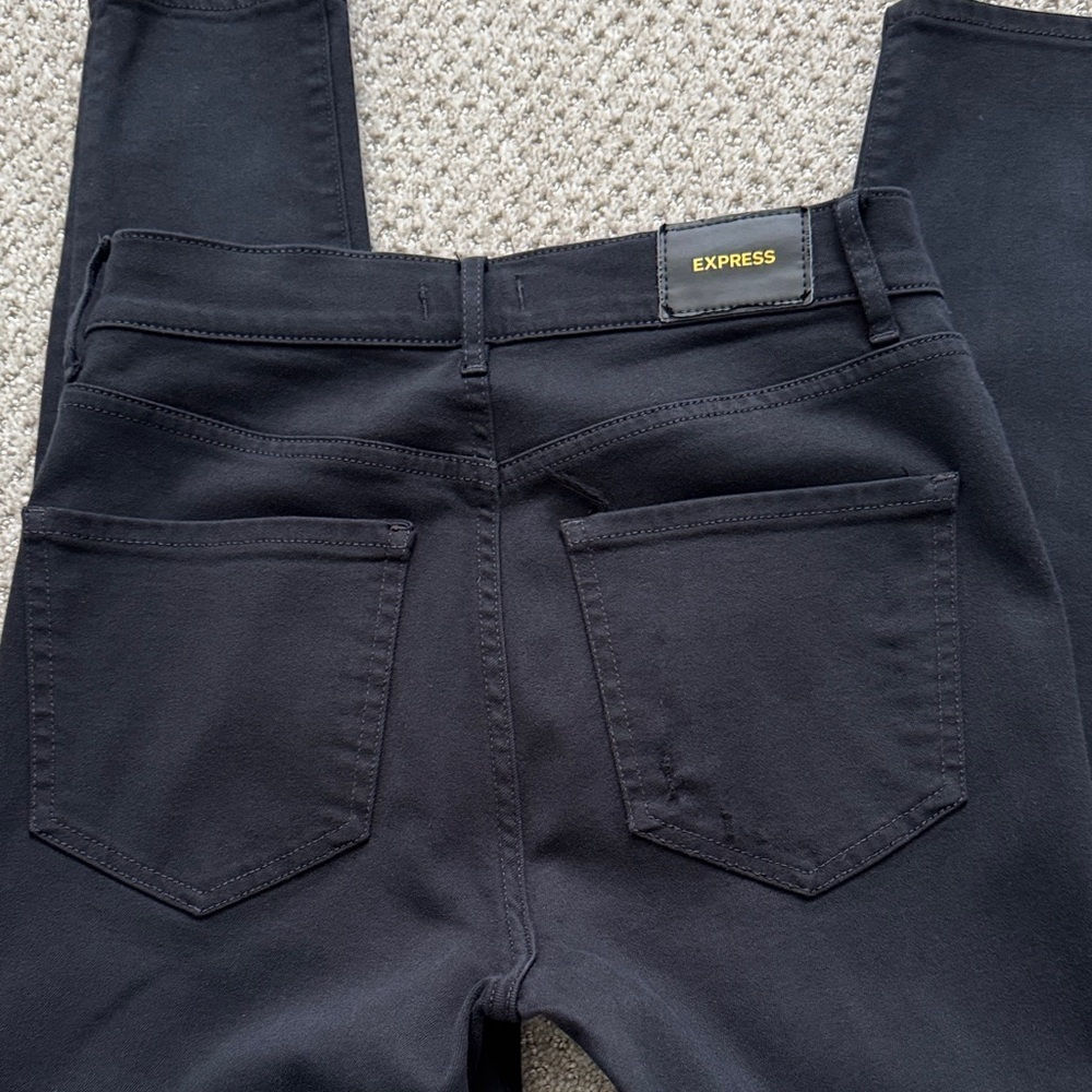 Express - High Rise Black Skinny Jeans - Picture 7 of 11